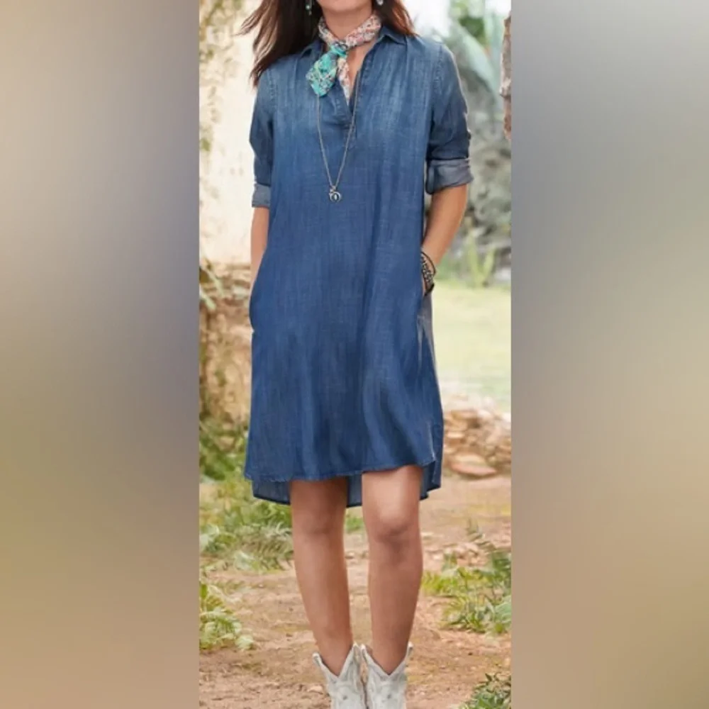 Cloth and Stone - NEW - Sutton Dress. Chambray Blue. Medium. - Picture 1 of 4
